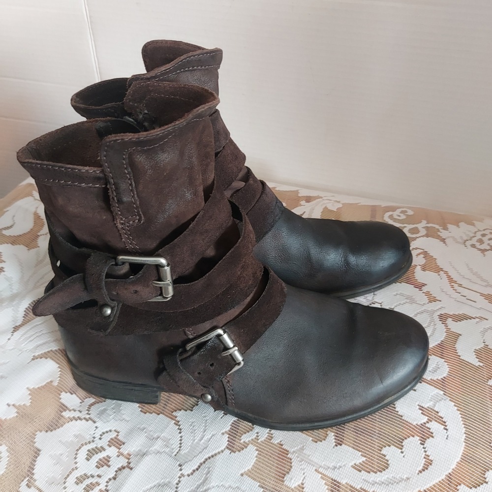 Miz Mooz Dark Brown Leather Suede Moto Buckle Ankle Boots Womens Side Zip